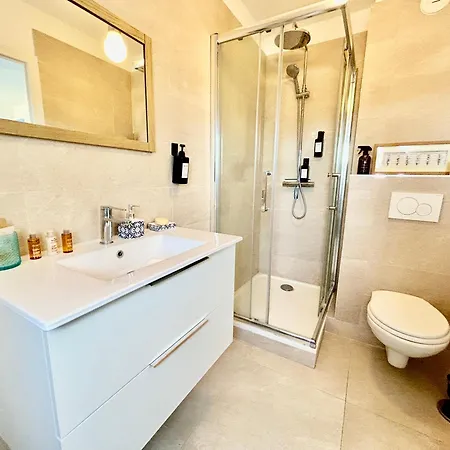 Un Ete Sans Fin A * Довиль